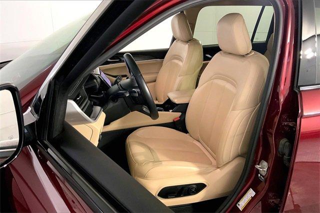 2022 Jeep Grand Cherokee L Vehicle Photo in KANSAS CITY, MO 64114-4502