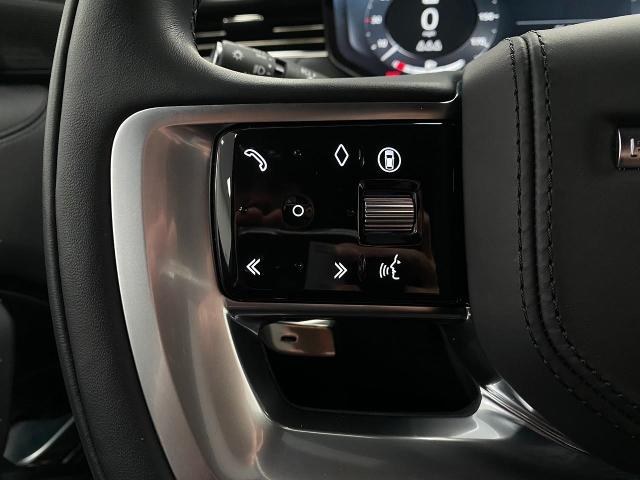 2025 Range Rover Vehicle Photo in Appleton, WI 54913