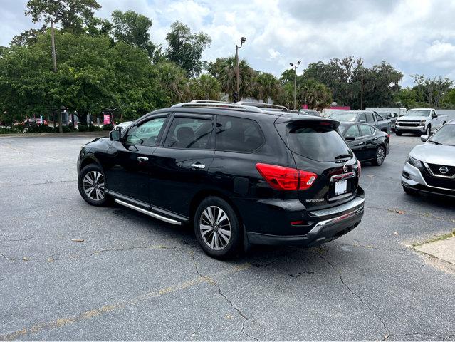 2017 Nissan Pathfinder Vehicle Photo in Savannah, GA 31419
