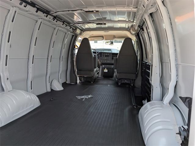 2025 Chevrolet Silverado 3500 HD CC Vehicle Photo in ENGLEWOOD, CO 80113-6708