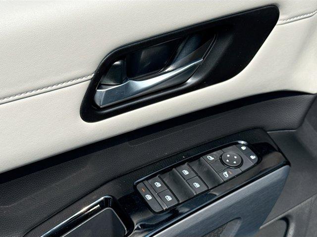 2025 Nissan Pathfinder Vehicle Photo in Flemington, NJ 08822