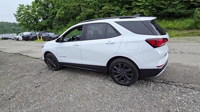 2022 Chevrolet Equinox Vehicle Photo in Pleasant Hills, PA 15236