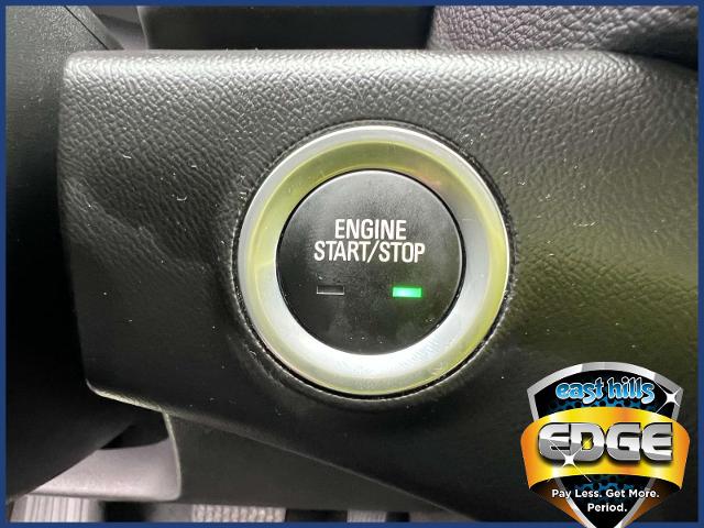 2022 GMC Terrain Vehicle Photo in Roslyn, NY 11576