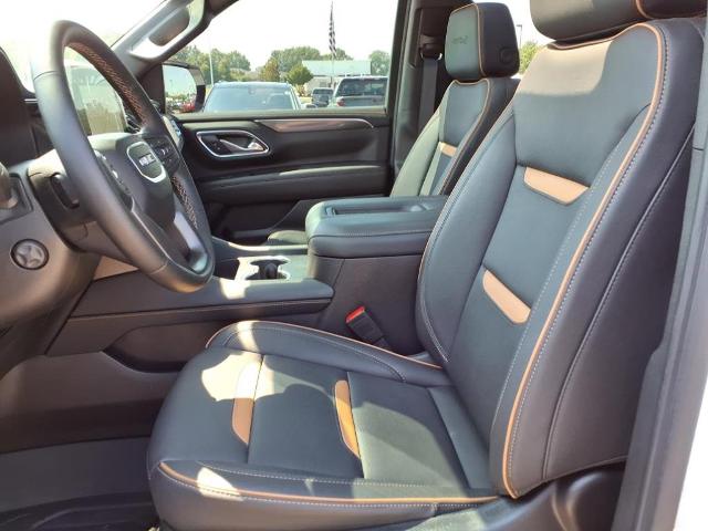 2023 GMC Yukon Vehicle Photo in EMPORIA, VA 23847-1235