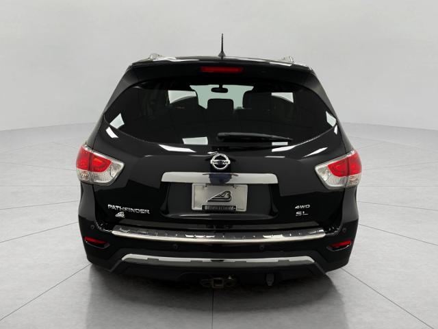 2015 Nissan Pathfinder Vehicle Photo in Appleton, WI 54913