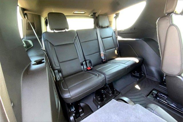 2022 GMC Yukon Vehicle Photo in TOPEKA, KS 66609-0000