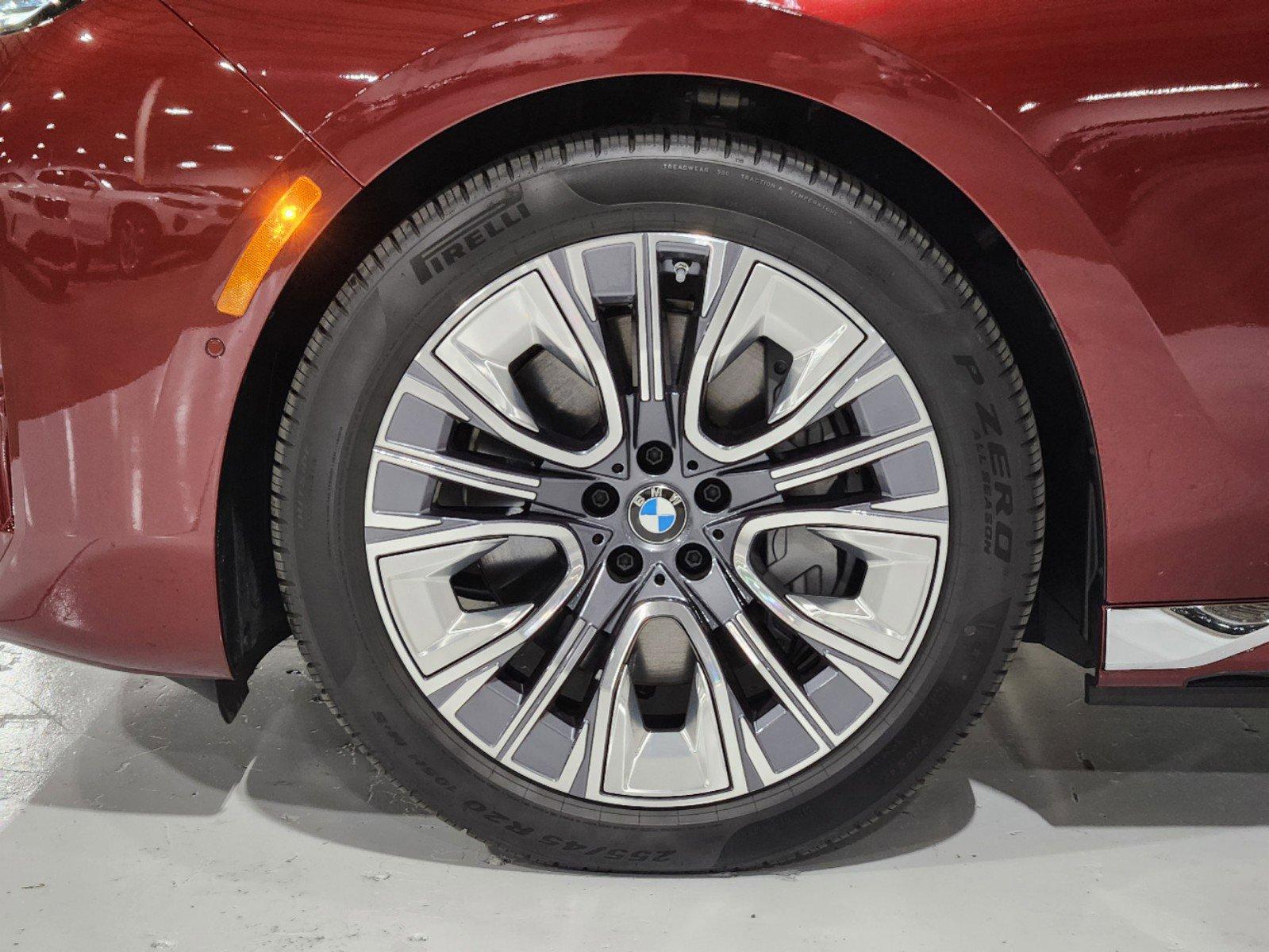 2024 BMW i7 Vehicle Photo in GRAPEVINE, TX 76051