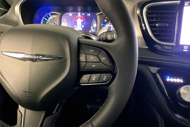 2022 Chrysler Pacifica Vehicle Photo in Kansas City, MO 64114