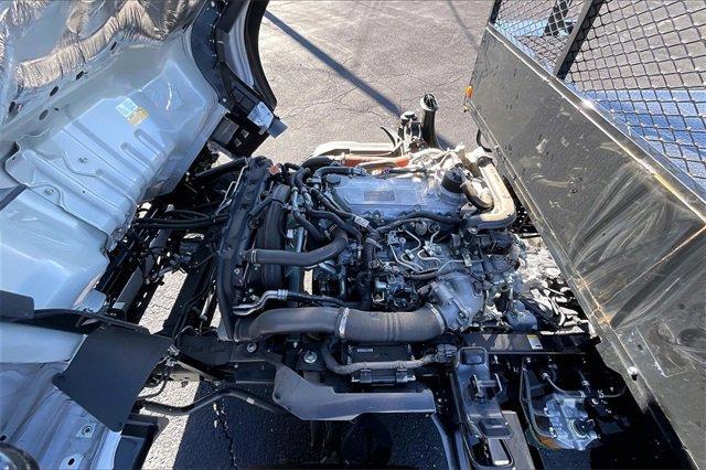 2025 Chevrolet 4500 HD LCF Diesel Vehicle Photo in INDEPENDENCE, MO 64055-1314