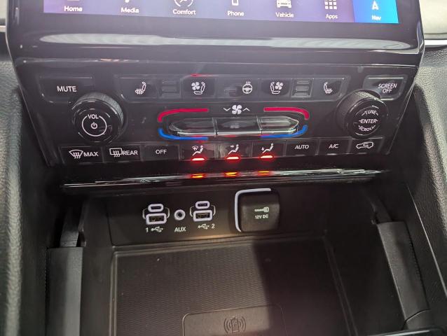 2025 Jeep Grand Cherokee Vehicle Photo in Oshkosh, WI 54901