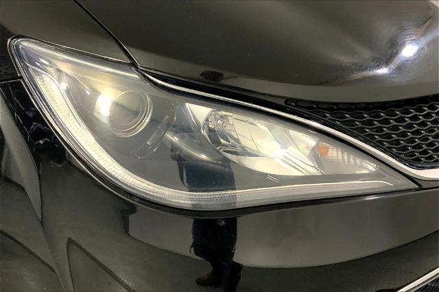2020 Chrysler Pacifica Vehicle Photo in Lees Summit, MO 64086