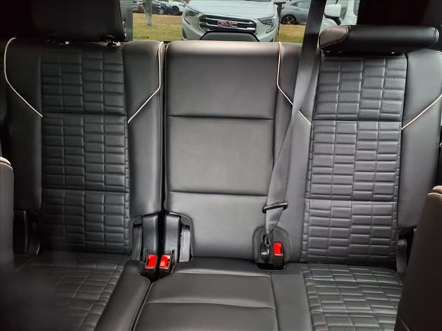 2021 Cadillac Escalade Vehicle Photo in SMITHTOWN, NY 11787-5023