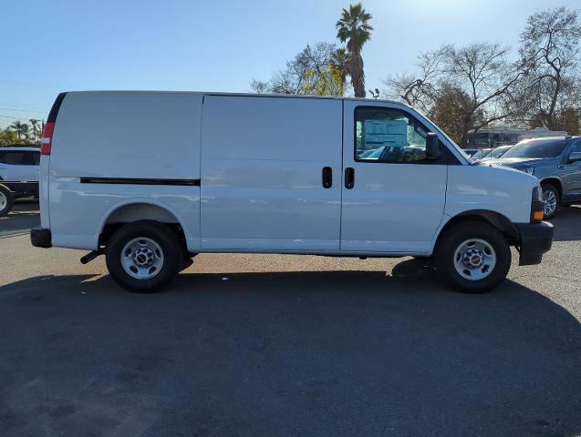 2025 GMC Savana Cargo 2500 Vehicle Photo in PASADENA, CA 91107-3803