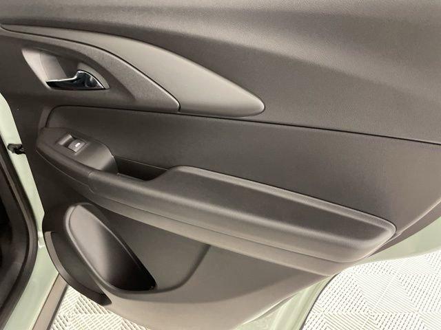 2025 Chevrolet Trailblazer Vehicle Photo in PHOENIX, AZ 85014-3381