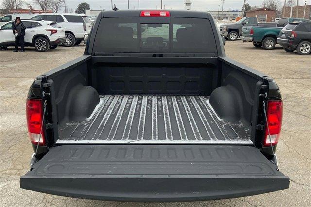 2022 Ram 1500 Classic Vehicle Photo in TOPEKA, KS 66609-0000