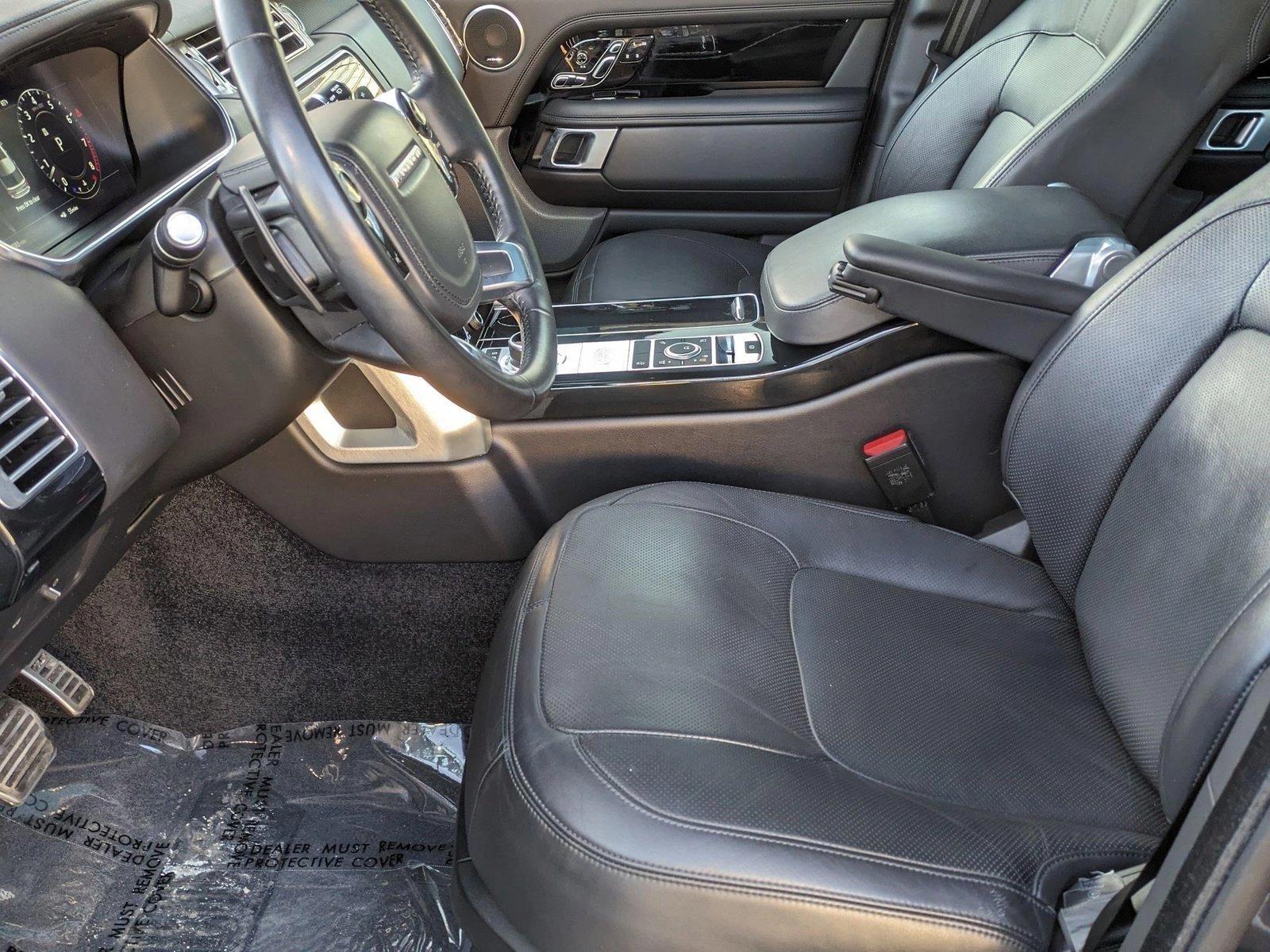 2022 Land Rover Range Rover Vehicle Photo in Bethesda, MD 20852