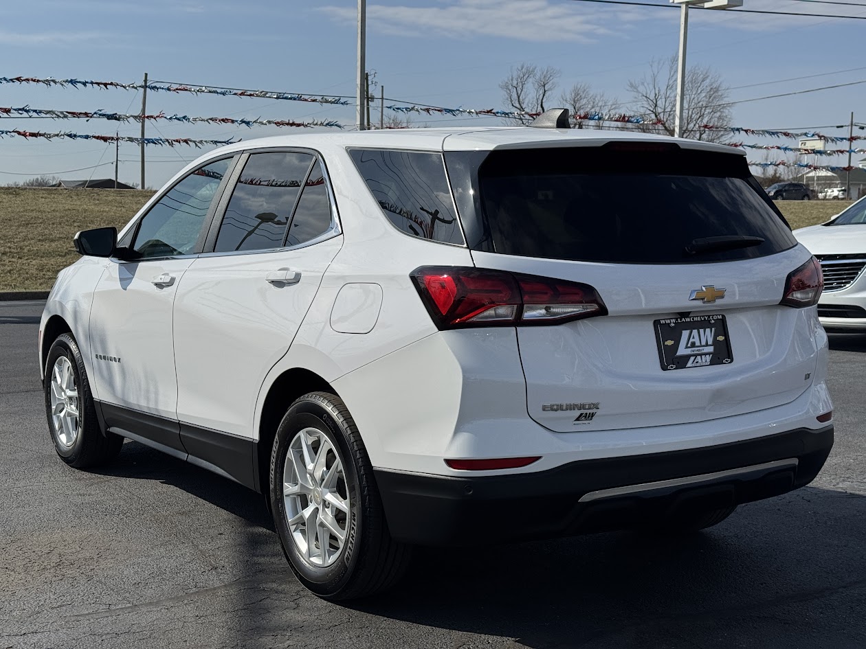 2022 Chevrolet Equinox Vehicle Photo in BOONVILLE, IN 47601-9633