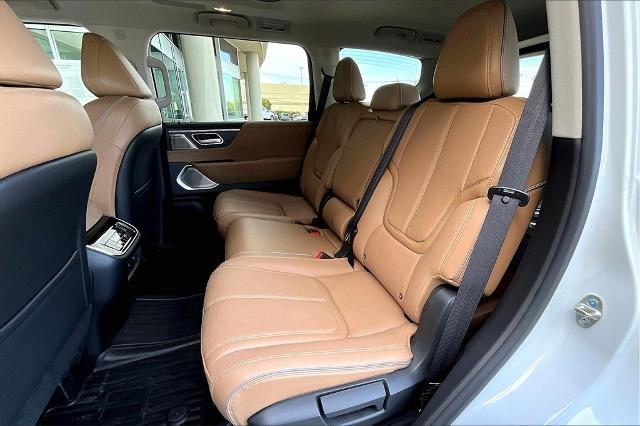 2025 INFINITI QX80 Vehicle Photo in Grapevine, TX 76051
