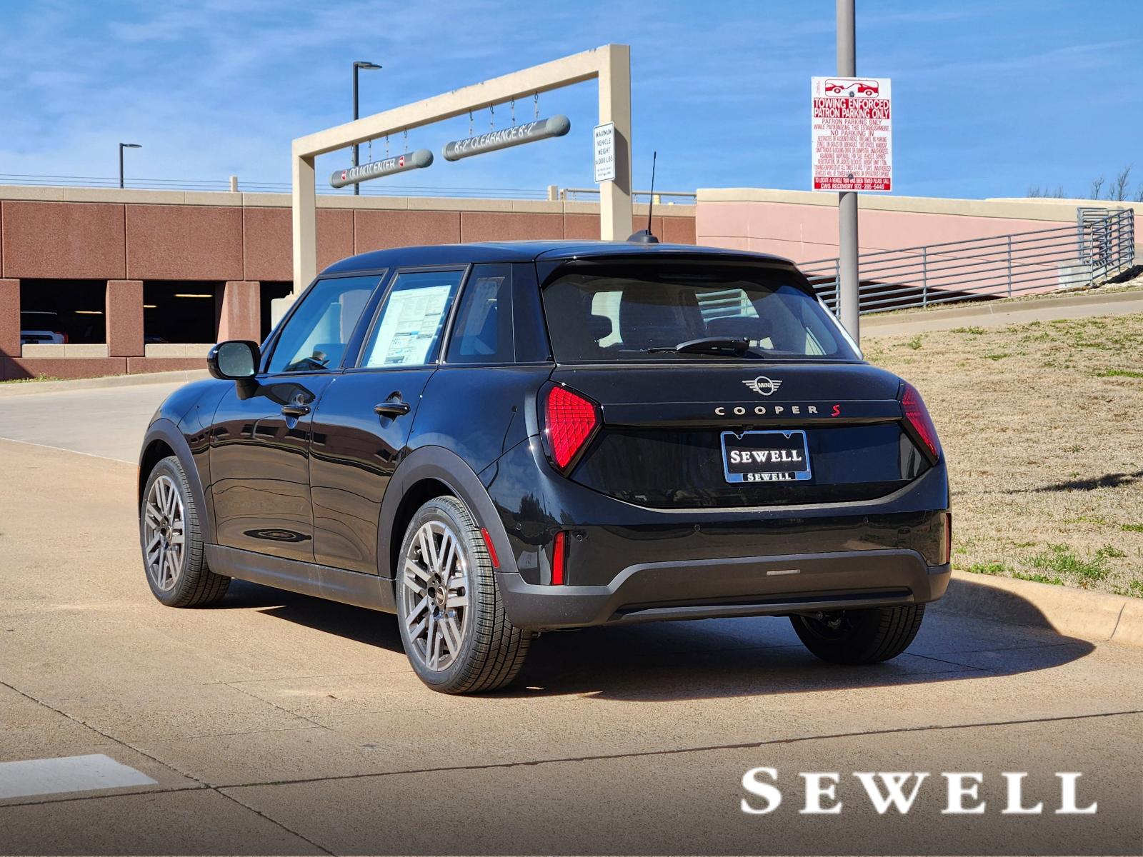 2025 MINI Cooper S Hardtop 4 Door Vehicle Photo in PLANO, TX 75024