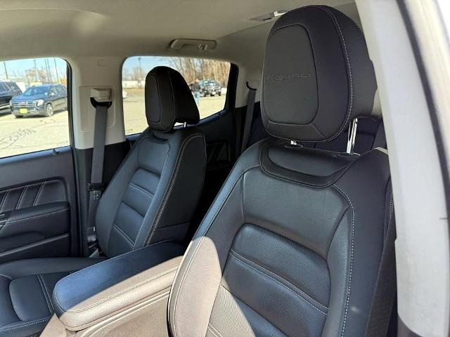 2022 GMC Canyon Vehicle Photo in CHICOPEE, MA 01020-5001