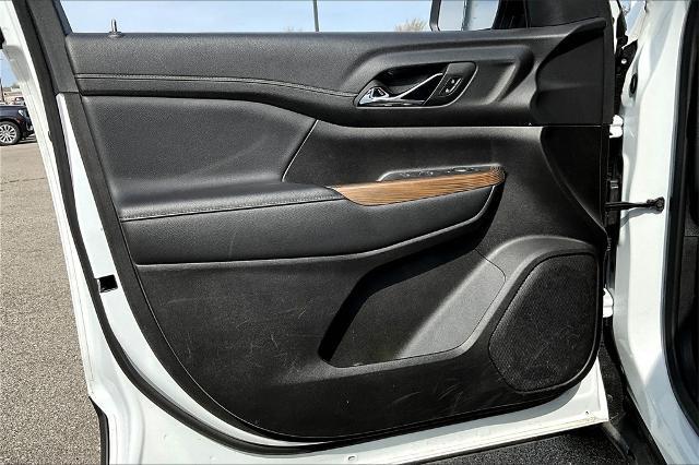 2023 GMC Acadia Vehicle Photo in Tulsa, OK 74145