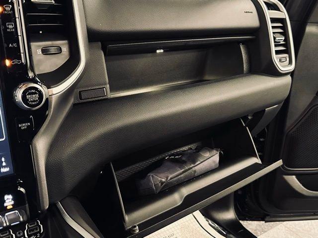 2023 Ram 1500 Vehicle Photo in MEDINA, OH 44256-9631