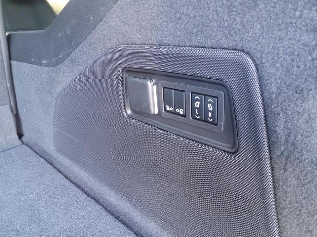 2022 Cadillac Escalade ESV Vehicle Photo in SMITHTOWN, NY 11787-5023
