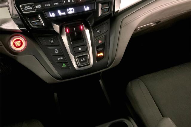 2020 Honda Odyssey Vehicle Photo in Lees Summit, MO 64086