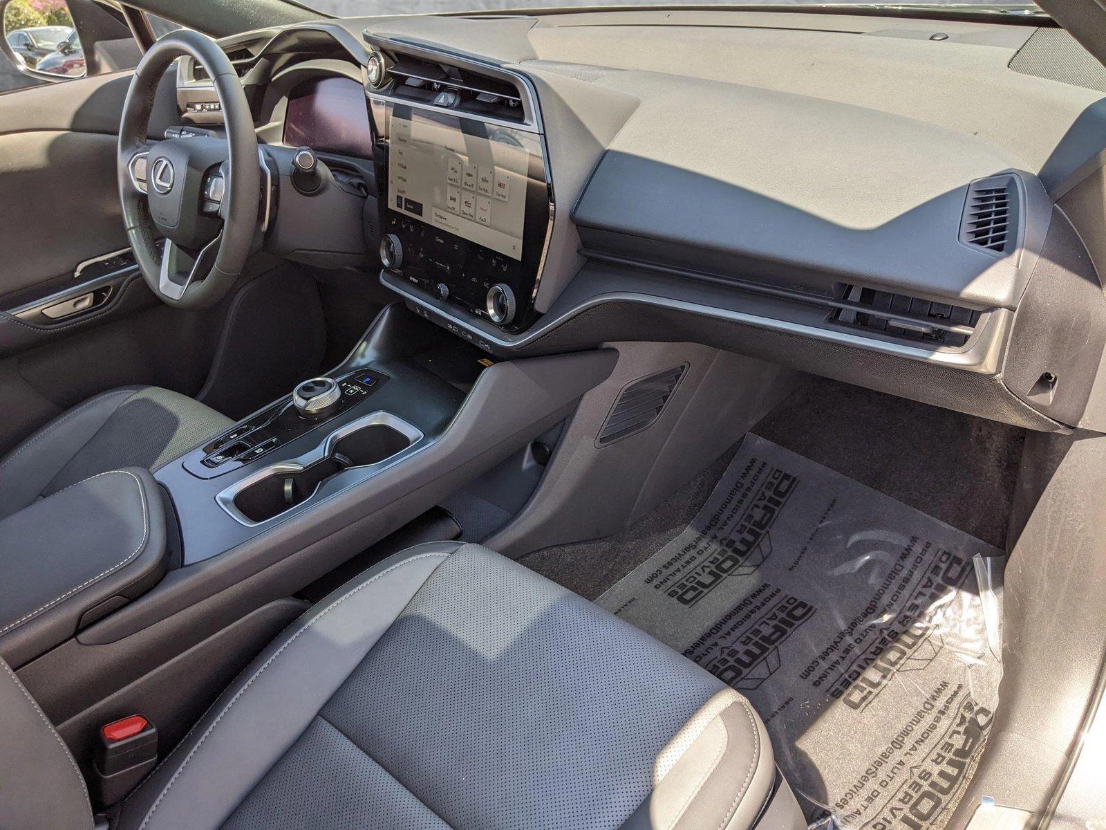 2023 Lexus RZ Vehicle Photo in Cockeysville, MD 21030