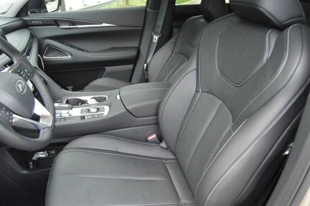 2025 INFINITI QX60 Vehicle Photo in Houston, TX 77090