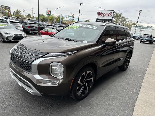 2024 Mitsubishi Outlander Vehicle Photo in Tucson, AZ 85712