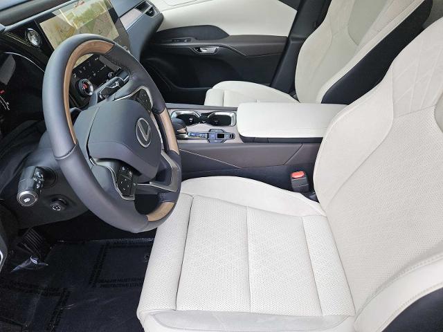 2024 Lexus RX 350 Vehicle Photo in FORT WORTH, TX 76132