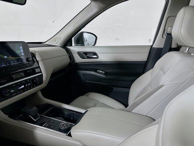 2023 Nissan Pathfinder Vehicle Photo in Flemington, NJ 08822