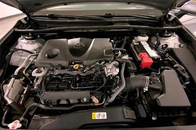 2022 Toyota Camry Vehicle Photo in Lees Summit, MO 64086