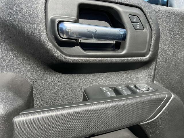 2024 Chevrolet Silverado 2500 HD Vehicle Photo in ALCOA, TN 37701-3235