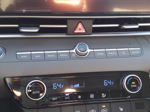 2025 Hyundai ELANTRA Vehicle Photo in Peoria, IL 61615