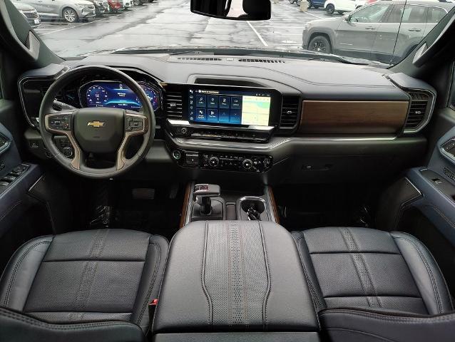 2023 Chevrolet Silverado 1500 Vehicle Photo in GREEN BAY, WI 54304-5303