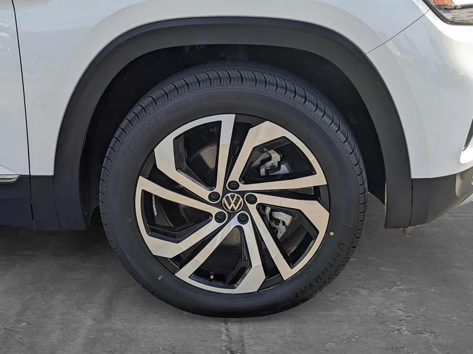 2022 Volkswagen Atlas Vehicle Photo in MIAMI, FL 33172-3015