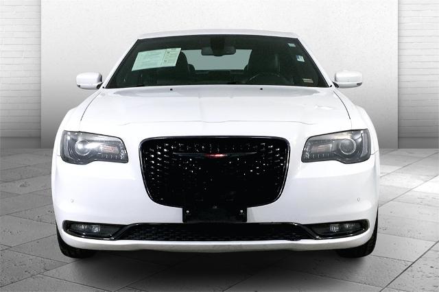 2022 Chrysler 300 Vehicle Photo in Kansas City, MO 64114