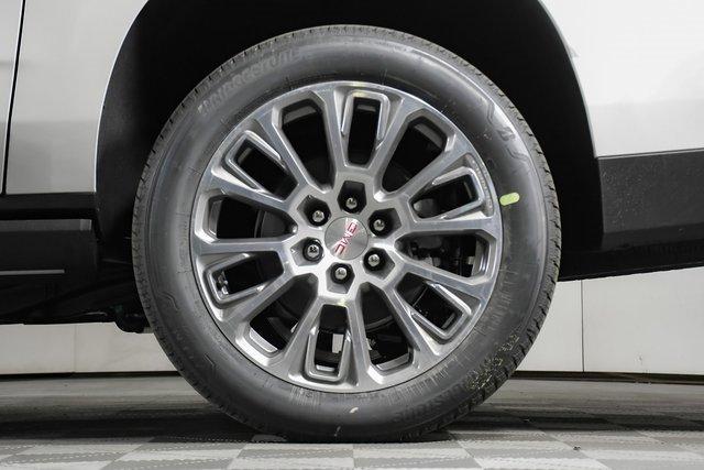 2025 GMC Yukon XL Vehicle Photo in PUYALLUP, WA 98371-4149