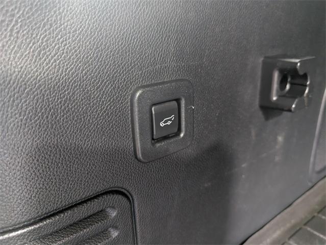 2017 Ford Expedition EL Vehicle Photo in ENGLEWOOD, CO 80113-6708