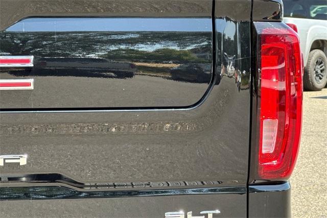 2024 GMC Sierra 1500 Vehicle Photo in ELK GROVE, CA 95757-8703