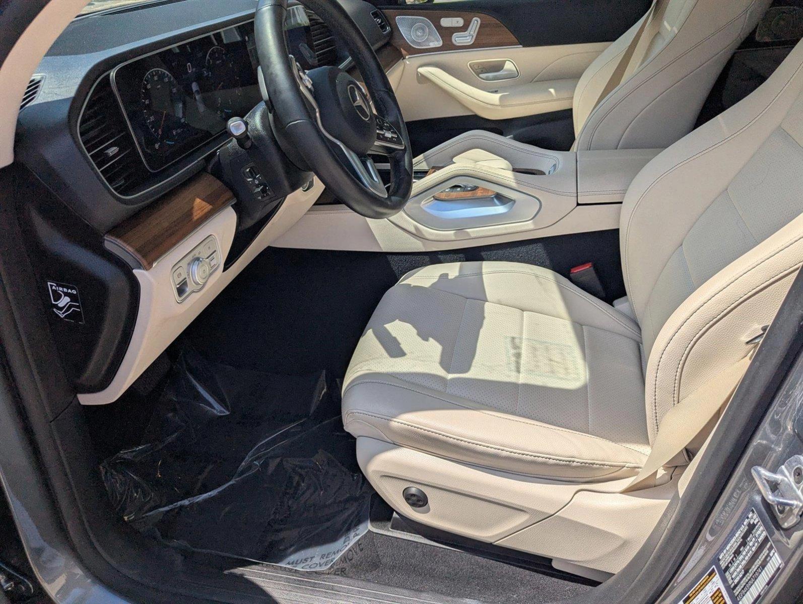 2022 Mercedes-Benz GLE Vehicle Photo in Delray Beach, FL 33444