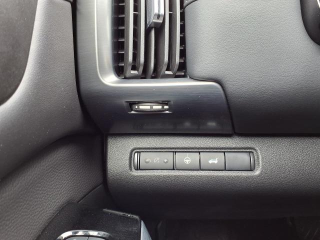 2025 Nissan Pathfinder Vehicle Photo in Oshkosh, WI 54904