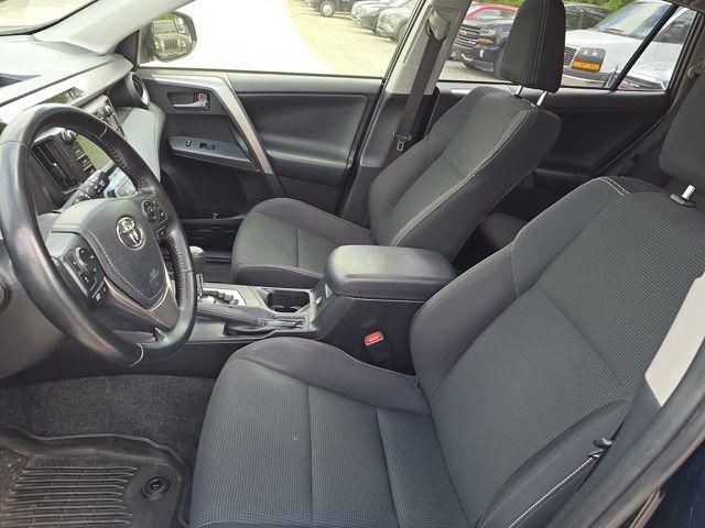 2017 Toyota RAV4 Hybrid Vehicle Photo in Pleasant Hills, PA 15236