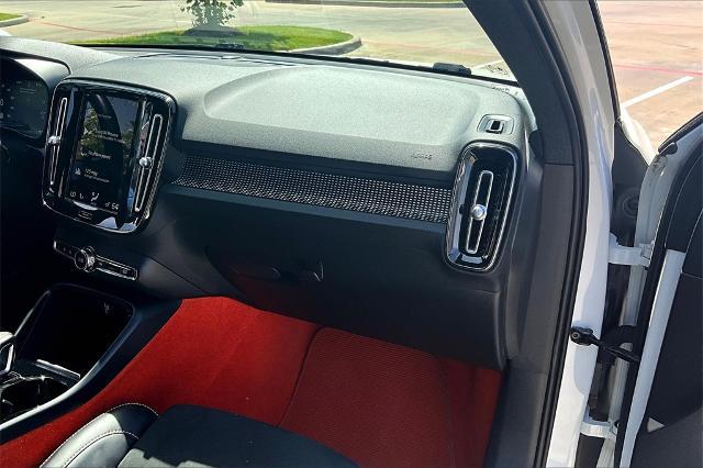 2021 Volvo XC40 Vehicle Photo in Houston, TX 77007