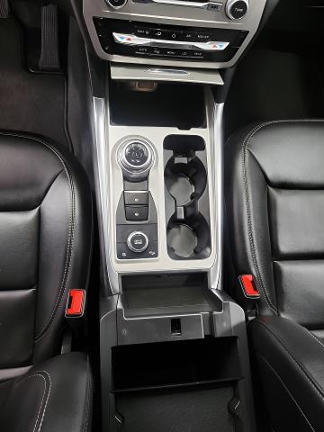 2023 Ford Explorer Vehicle Photo in Neenah, WI 54956
