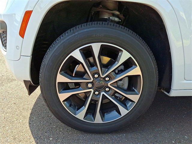 2021 Jeep Grand Cherokee L Vehicle Photo in Willow Grove, PA 19090