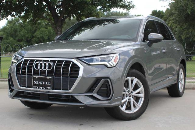2022 Audi Q3 Vehicle Photo in HOUSTON, TX 77090