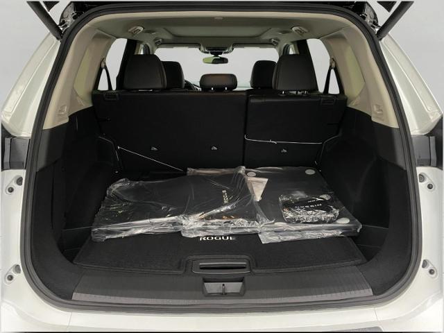 2025 Nissan Rogue Vehicle Photo in Appleton, WI 54913